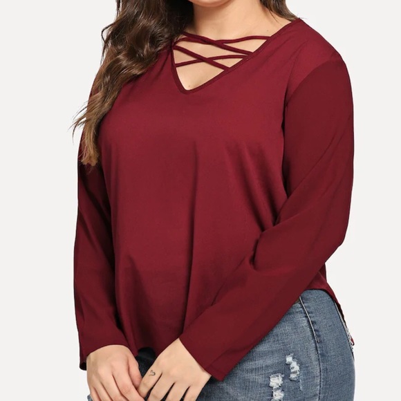 DELIGHTFUL DEALS 💰 Criss Cross Blouse - Picture 2 of 4